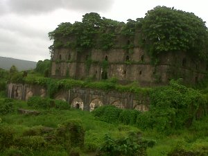 The Janjira fort in ruins